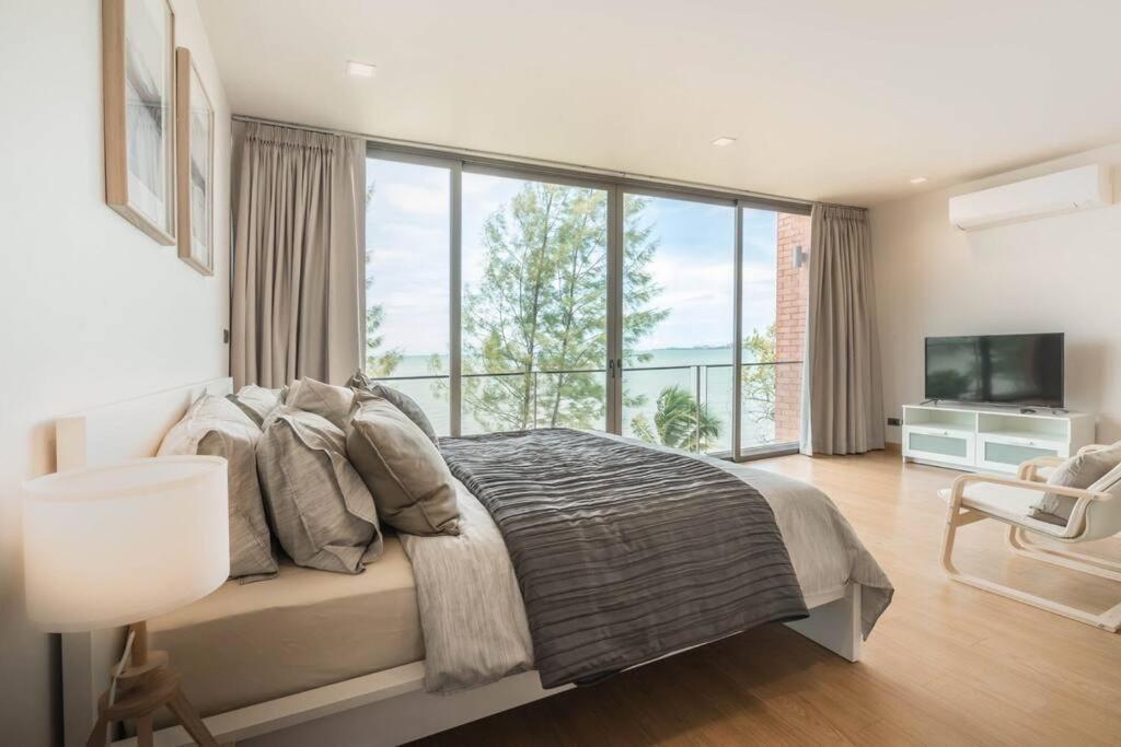 Marbella Beachfront Pattaya 3Br Bang Lamung Esterno foto